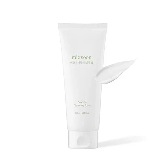 Centella Cleansing Foam 150mL - Banana is white